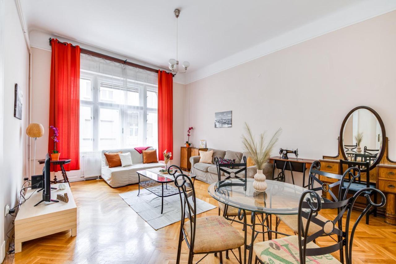Vintage Apartment In The Jewish Quarter Будапеща Екстериор снимка
