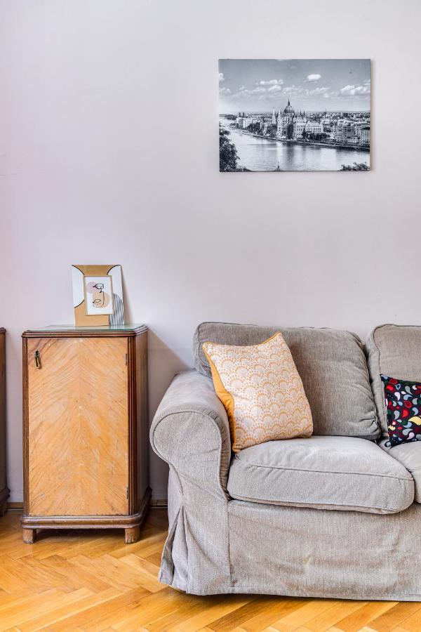 Vintage Apartment In The Jewish Quarter Будапеща Екстериор снимка
