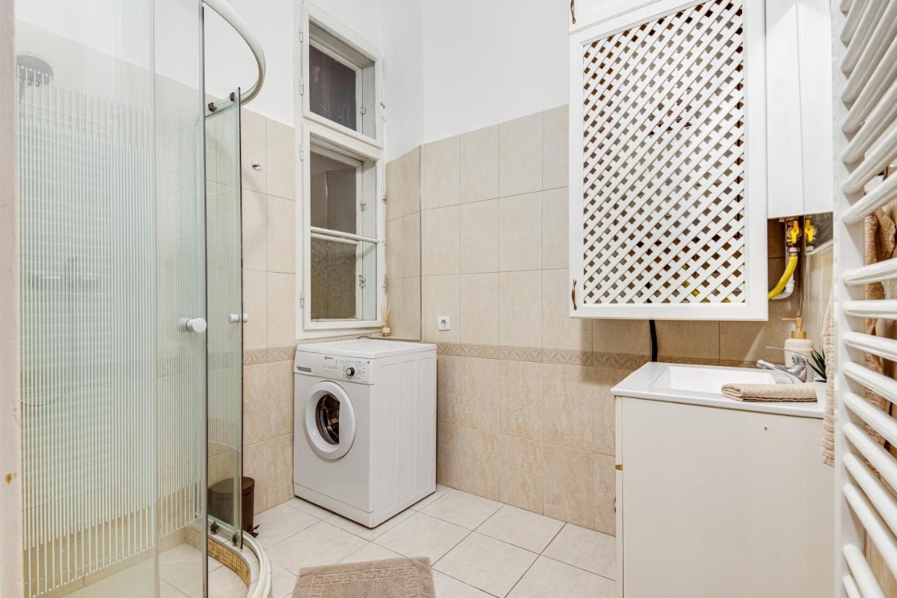 Vintage Apartment In The Jewish Quarter Будапеща Екстериор снимка
