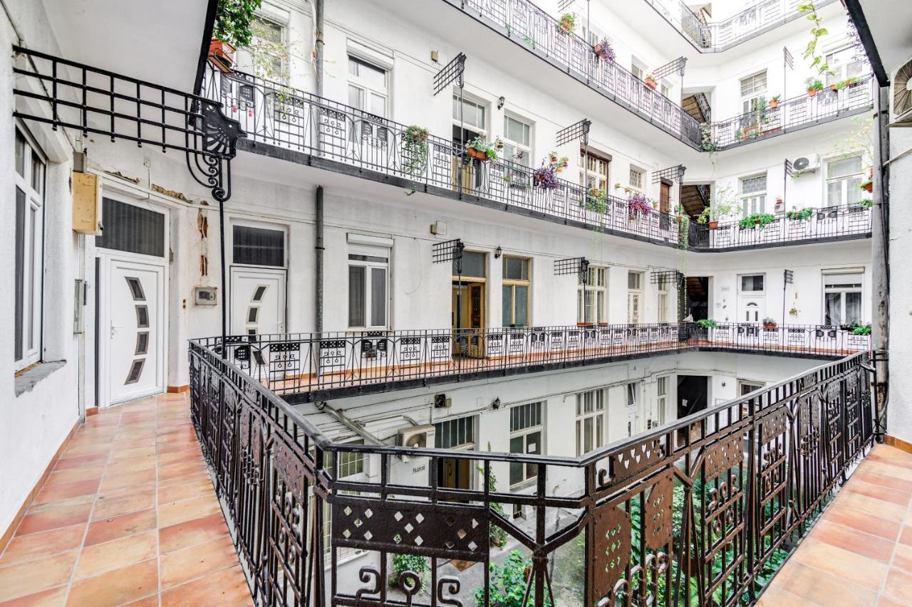 Vintage Apartment In The Jewish Quarter Будапеща Екстериор снимка